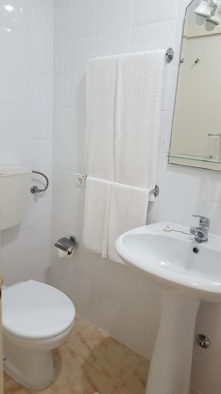 A Casa Do Lado Affittacamere Horta  Esterno foto